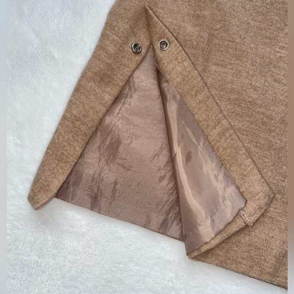 EQ•IQ Vintage Wool Skirt - Picture 4 of 9